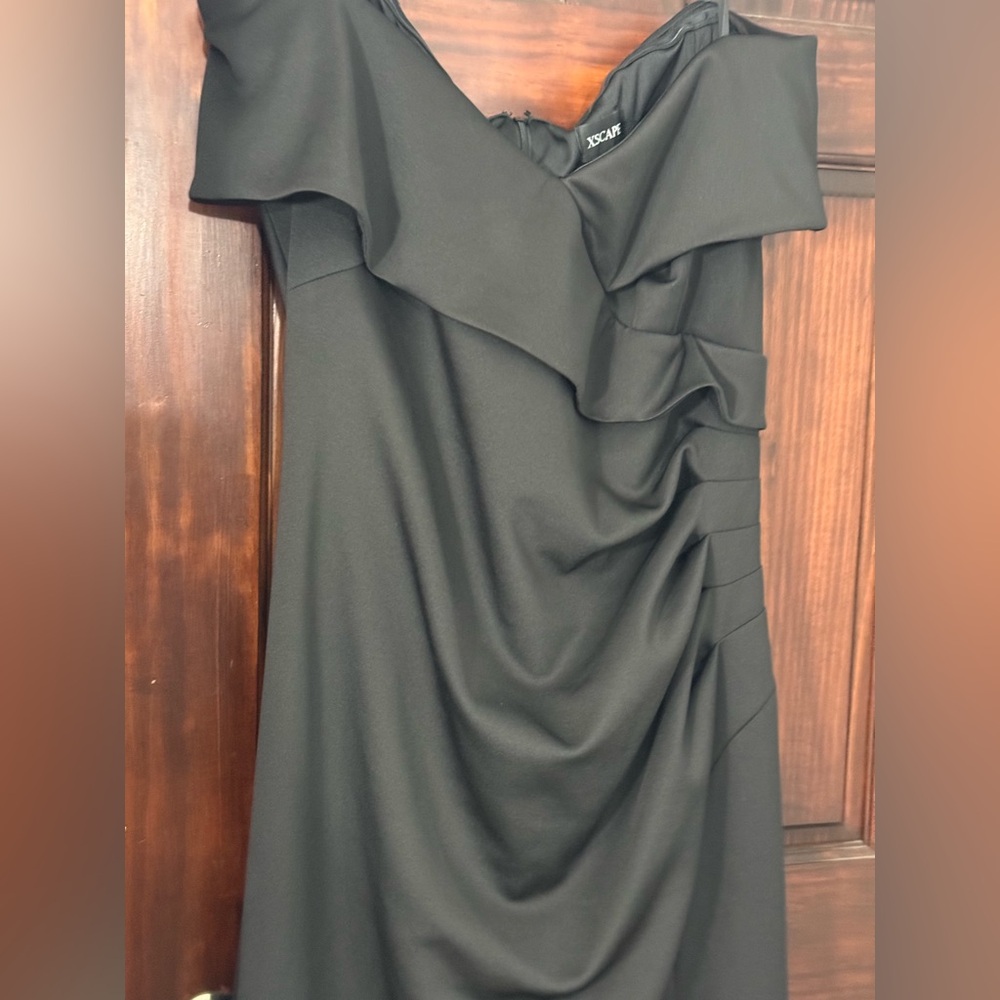 XScape Evenings Off the Shoulder Scuba Knit Gown size:20W - Picture 7 of 12